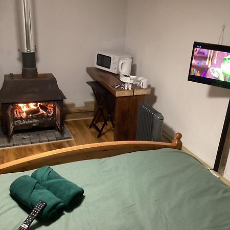 Vigo Village Barn 6 B&B 외부 사진